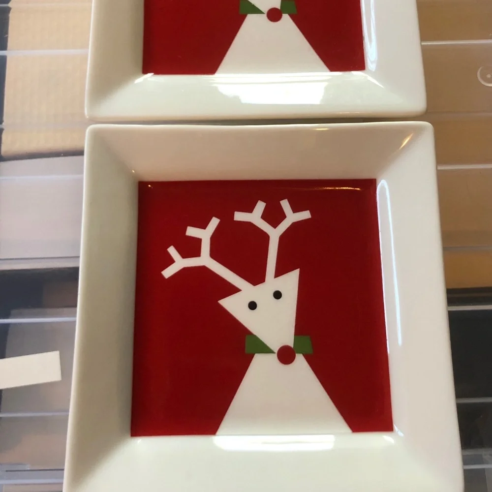 Crate & Barrel 🆕 (2) 6” square reindeer